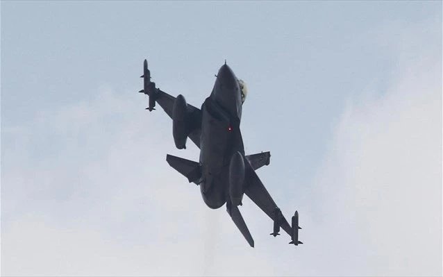 Τέσσερις τουρκικές παραβιάσεις πάνω από το Αιγαίο
